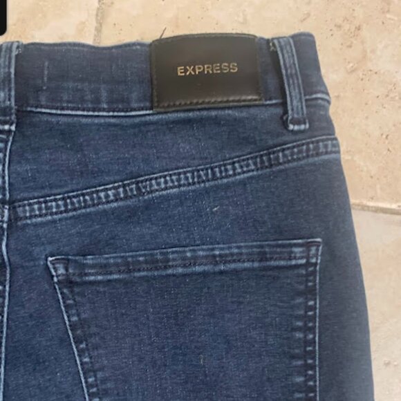 EXPRESS Skinny High Rise Cutoff Jeans - Size 4 Regular - Picture 7 of 7